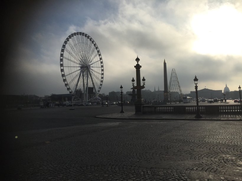 <img alt="" src="/images/4/e/e/b/e/4eebe2ba7f6e0ee2f67a3478a19da3f26a5ad9d3-paris-place-de-la-concorde.jpg" />