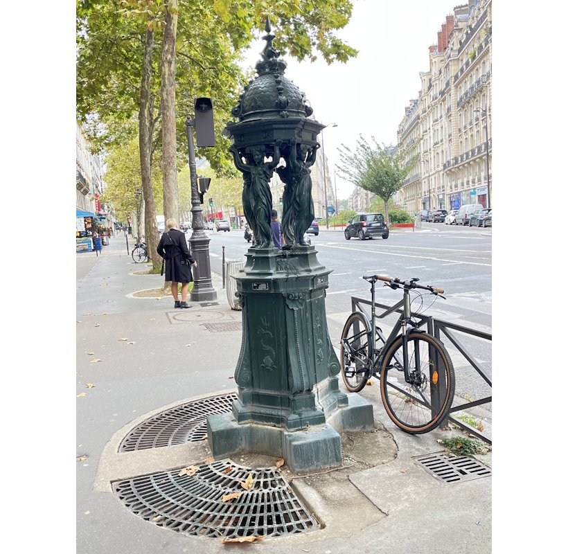 <img alt="" src="/images/f/2/d/e/9/f2de9f435b58f87b799691be5c2b655396ada620-paris-place-pereire.jpg" />