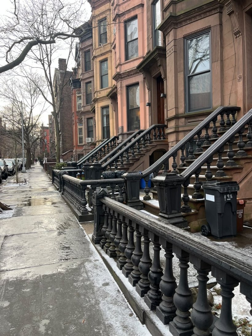 <img alt="" src="/images/9/8/7/6/2/98762659967fec6387d8f86ec3596227d446e76b-brooklyn-14.jpeg" />